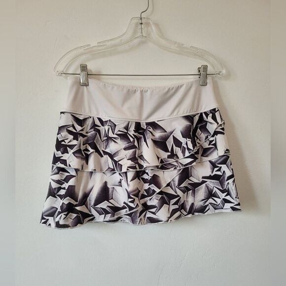 FILA Skort Mini Skirt Tennis Golf With Shorts White Black Sporty Preppy Medium - Picture 2 of 9